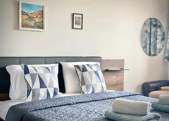 Apartment Alonia - Your Shelter By The Park And Burgas City