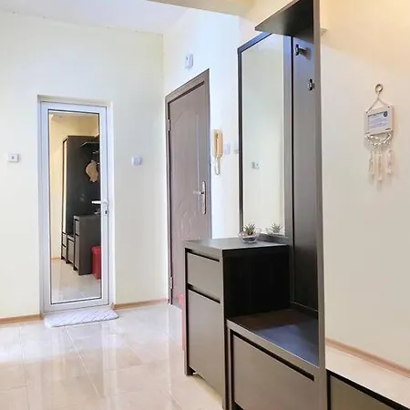 Alonia - Your Shelter By The Park And Daire Burgaz